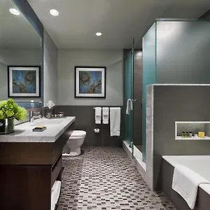 **** Hotel The Pearl Stati Uniti