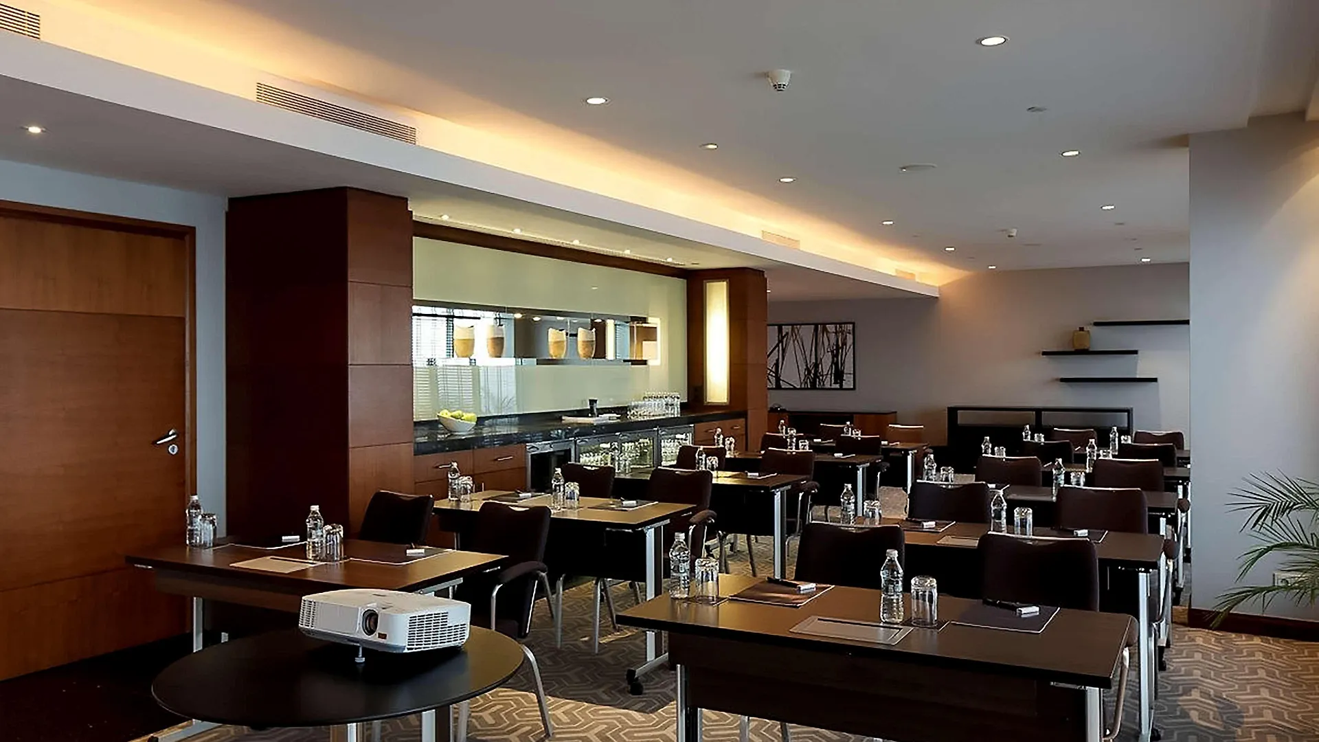Hilton Warsaw City Hotel