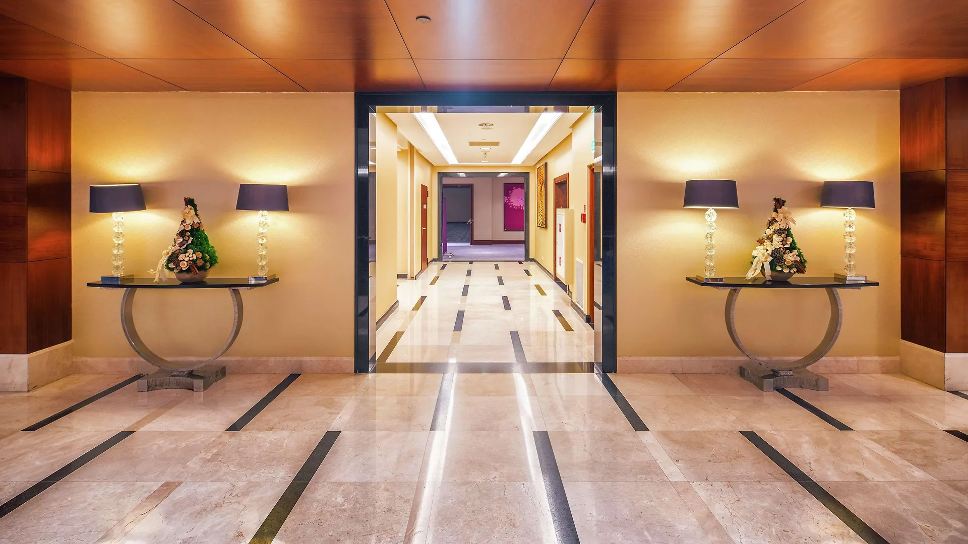 Hilton Warsaw City Hotel