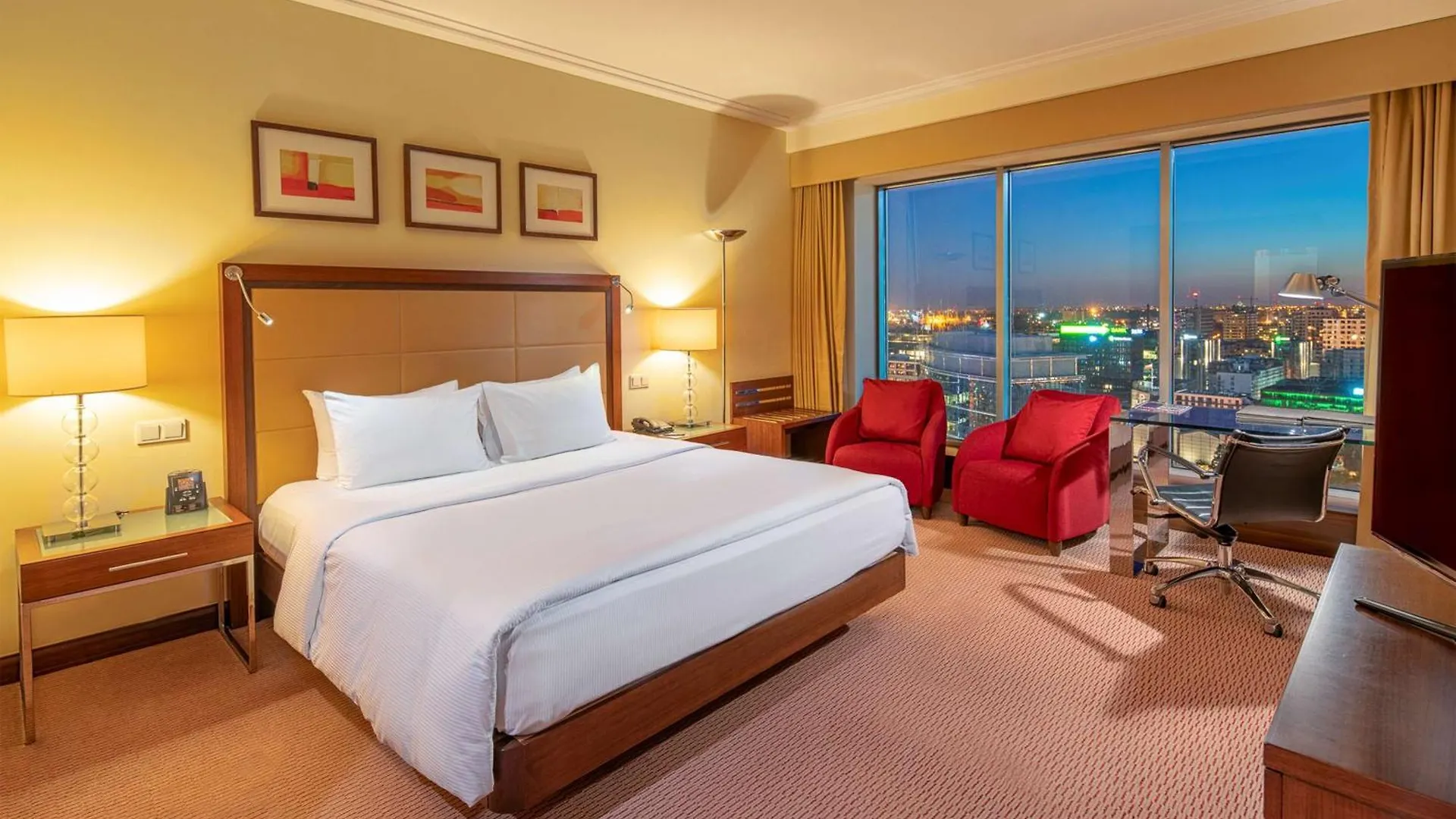 Hilton Warsaw City Hotel