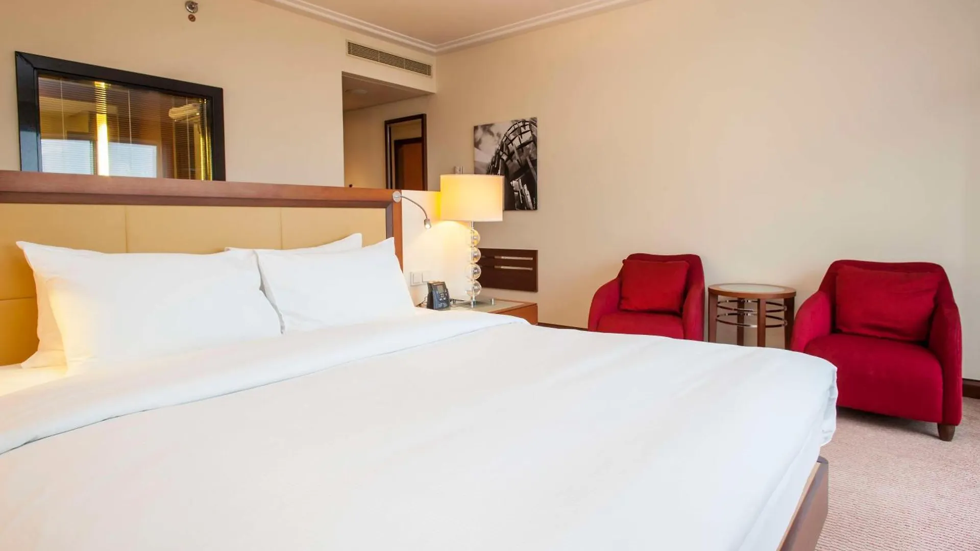 Hilton Warsaw City Hotel